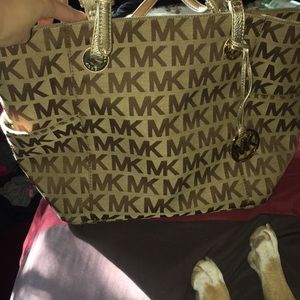 Michael Kors tote